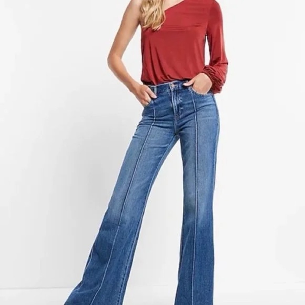 Express NWT High Waisted Light Blue Denim Seamed Flare Leg Jeans